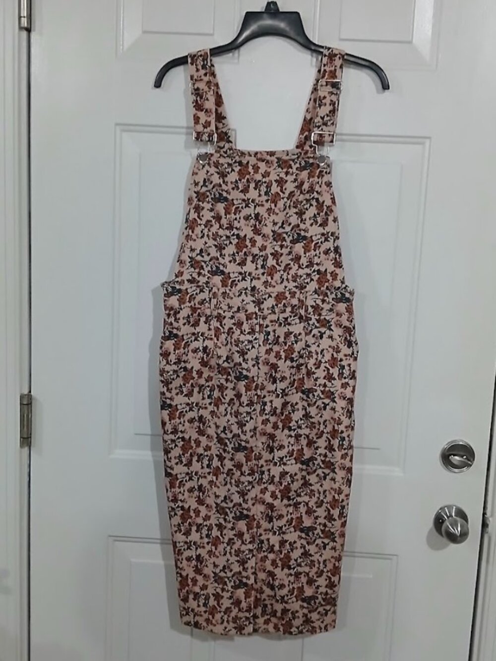Womens Floral Patterned Dress Size Medium